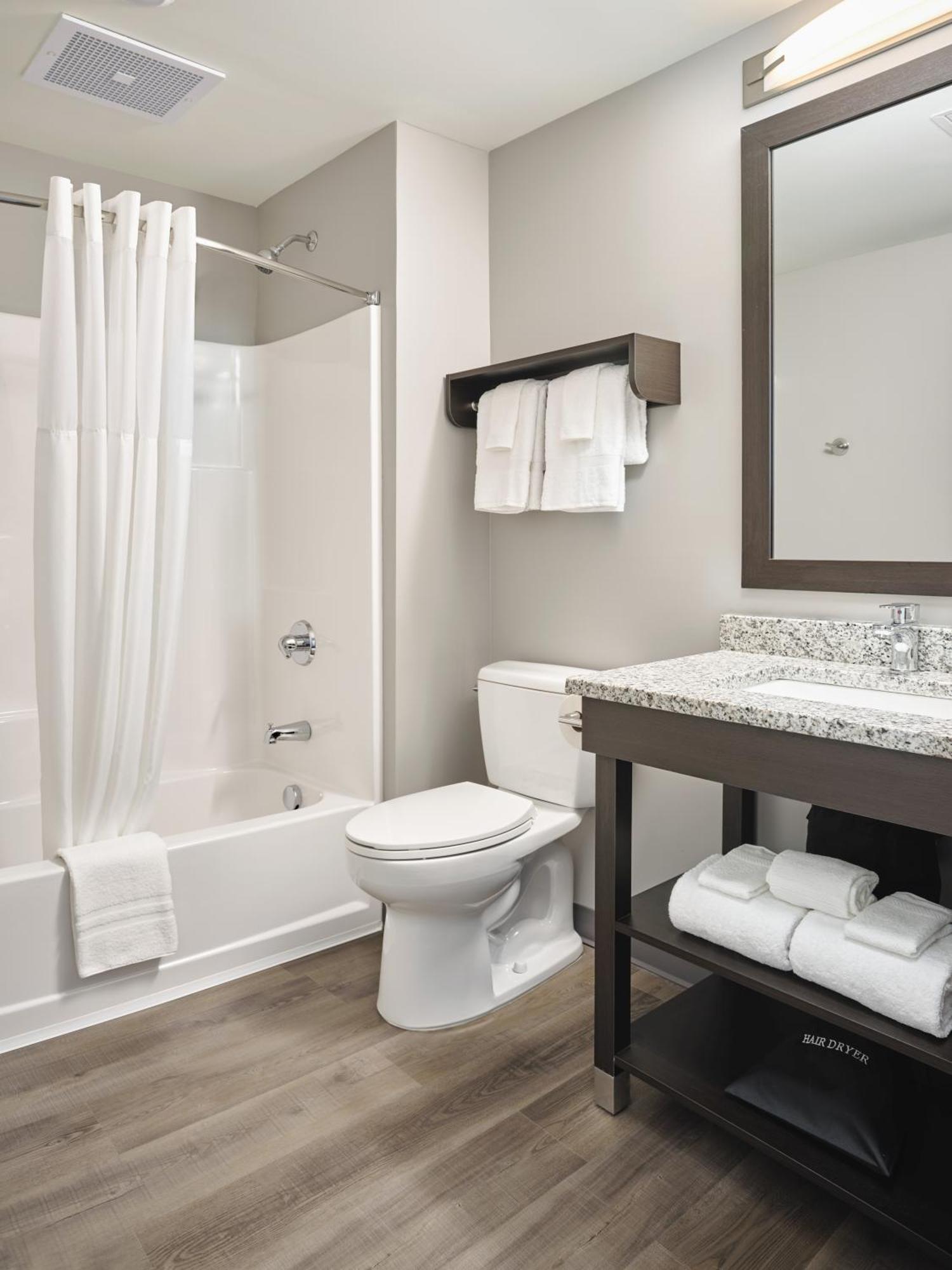 Stayapt Suites Waco Esterno foto